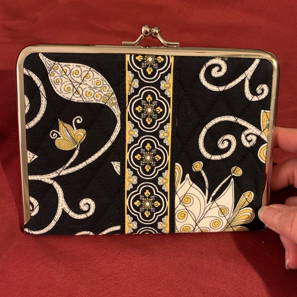 Vera Bradley Handbags - New WT Vera Bradley “Hugs and Kisses”photo holder.